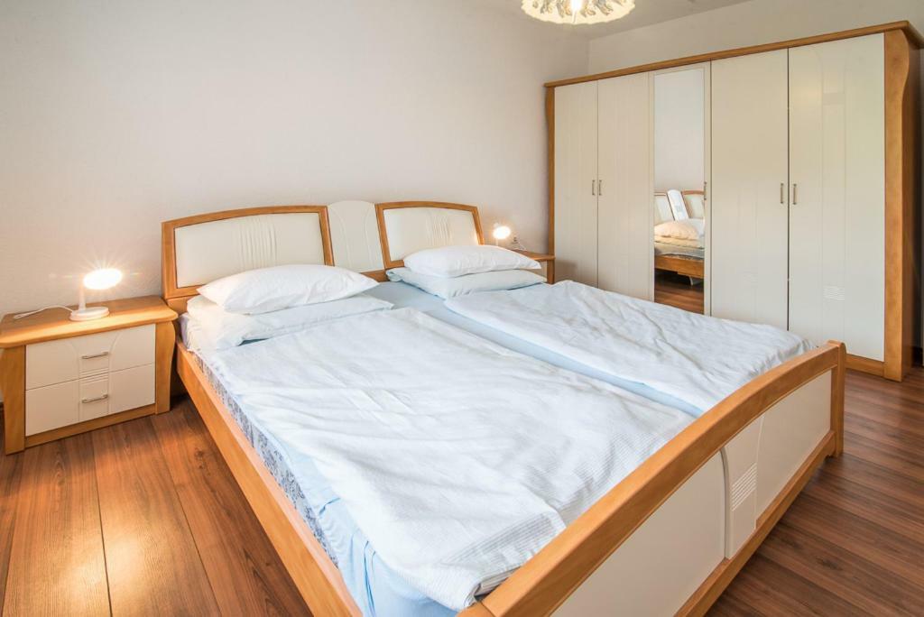 Beljan Apartments Крк Экстерьер фото